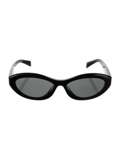 Pre-owned Prada Cat-eye Tinted Sunglasses In Black