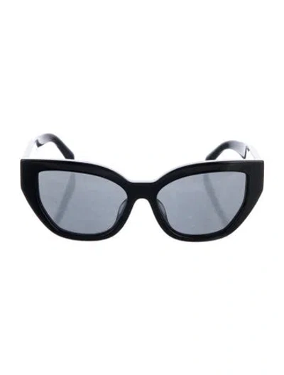 Pre-owned Prada Cat-eye Tinted Sunglasses In Black