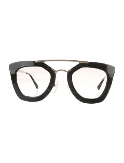 Pre-owned Prada Cat-eye Tinted Sunglasses In Black