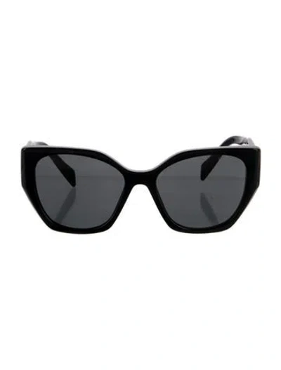 Pre-owned Prada Cat-eye Tinted Sunglasses In Black