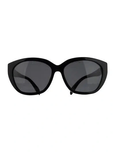 Pre-owned Prada Cat-eye Tinted Sunglasses In Black