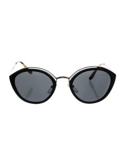Pre-owned Prada Cat-eye Tinted Sunglasses In Black
