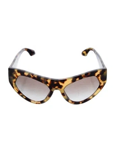 Pre-owned Prada Cat-eye Tinted Sunglasses In Brown
