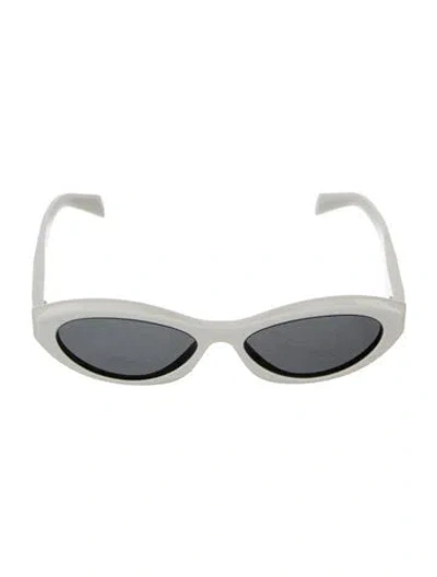Pre-owned Prada Cat-eye Tinted Sunglasses In White