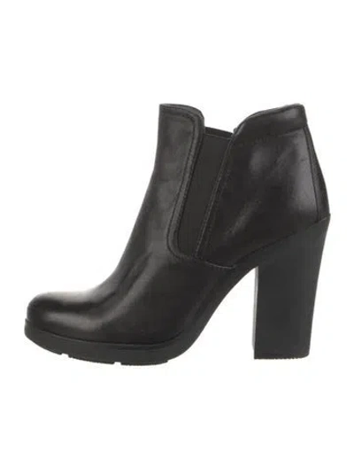 Pre-owned Prada Chelsea Boot Leather Chelsea Boots In Black