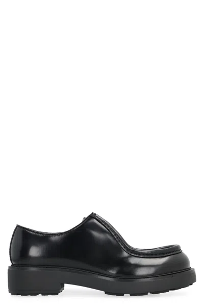 PRADA CLASSIC LEATHER LACE-UP SHOES FOR MEN IN BLACK