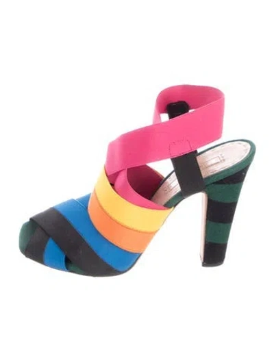 Pre-owned Prada Colorblock Pattern Pumps In Black
