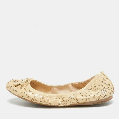 Pre-owned Prada Cream Patent Bow Ballet Flats Size 37.5