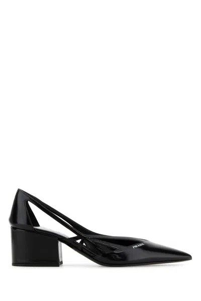 Prada 50 Leather Pointed Pumps In Black