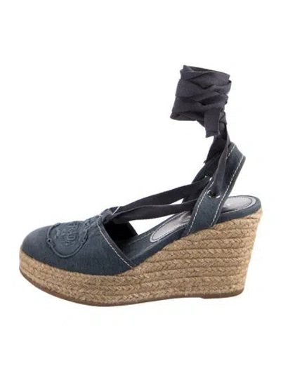 Pre-owned Prada Denim Pumps In Blue