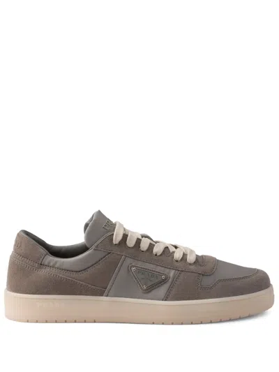 Prada Downtown Sneaker Aus Re-nylon Und Wildleder In Stahlgrau