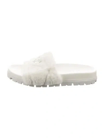 Pre-owned Prada Enameled Metal Triangle Fur Slides In White