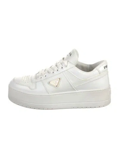 Pre-owned Prada Enameled Metal Triangle Leather Chunky Sneakers In White