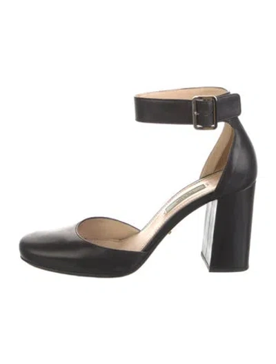 Pre-owned Prada Enameled Metal Triangle Leather D'orsay Pumps In Black