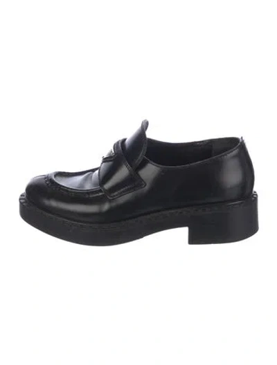 Pre-owned Prada Enameled Metal Triangle Leather Dress Loafers In Black