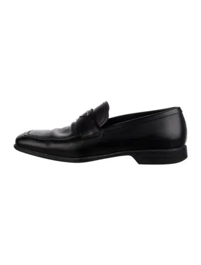 Pre-owned Prada Enameled Metal Triangle Leather Dress Loafers In Black