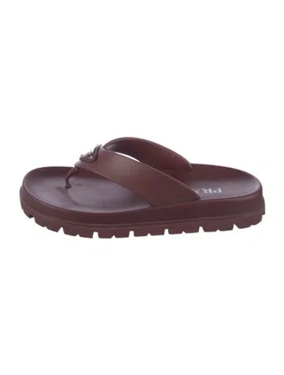 Pre-owned Prada Enameled Metal Triangle Leather Flip Flops In Burgundy