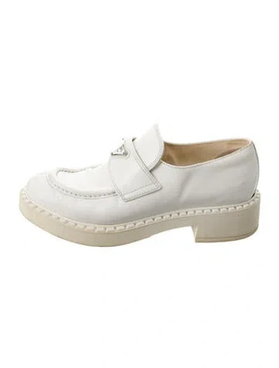 Pre-owned Prada Enameled Metal Triangle Leather Loafers