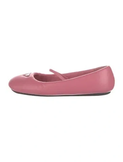 Pre-owned Prada Enameled Metal Triangle Leather Mary Jane Flats In Pink