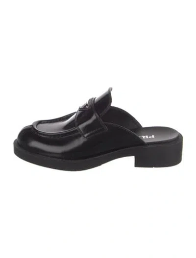 Pre-owned Prada Enameled Metal Triangle Leather Mules In Black