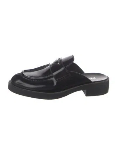 Pre-owned Prada Enameled Metal Triangle Leather Mules In Black