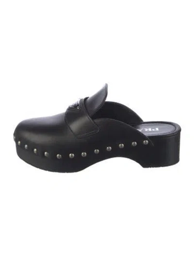 Pre-owned Prada Enameled Metal Triangle Leather Mules In Black