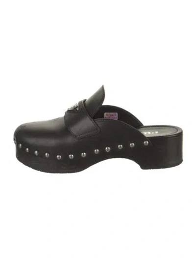 Pre-owned Prada Enameled Metal Triangle Leather Mules In Black