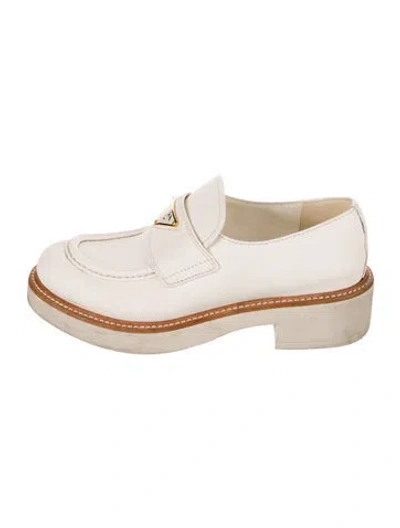 Pre-owned Prada Enameled Metal Triangle Leather Mules In Neutral