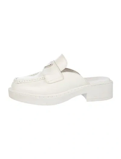 Pre-owned Prada Enameled Metal Triangle Leather Mules In White