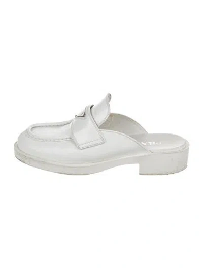 Pre-owned Prada Enameled Metal Triangle Leather Mules In White