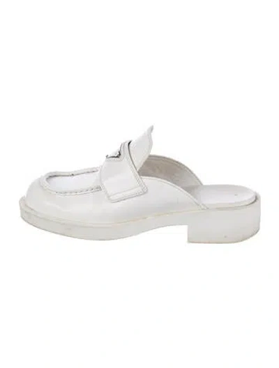 Pre-owned Prada Enameled Metal Triangle Leather Mules In White