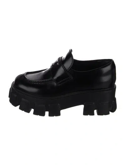 Pre-owned Prada Enameled Metal Triangle Leather Oxfords In Black