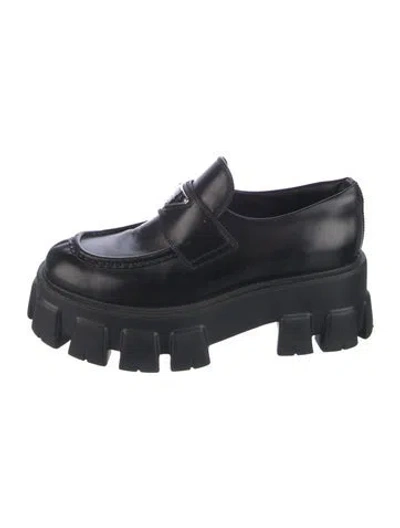 Pre-owned Prada Enameled Metal Triangle Leather Oxfords In Black