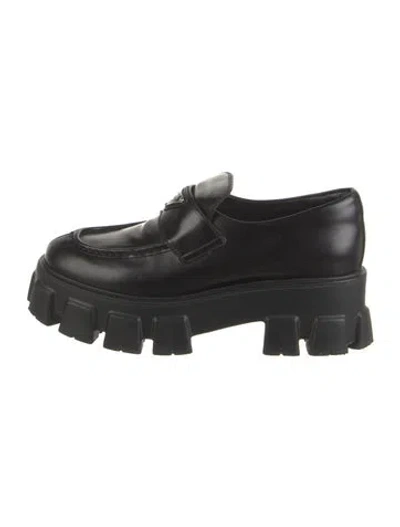 Pre-owned Prada Enameled Metal Triangle Leather Oxfords In Black