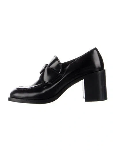 Pre-owned Prada Enameled Metal Triangle Leather Pumps In Black