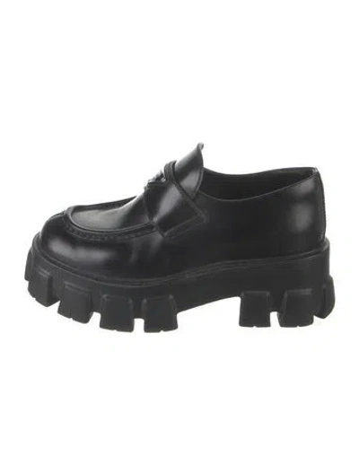 Pre-owned Prada Enameled Metal Triangle Leather Pumps In Black