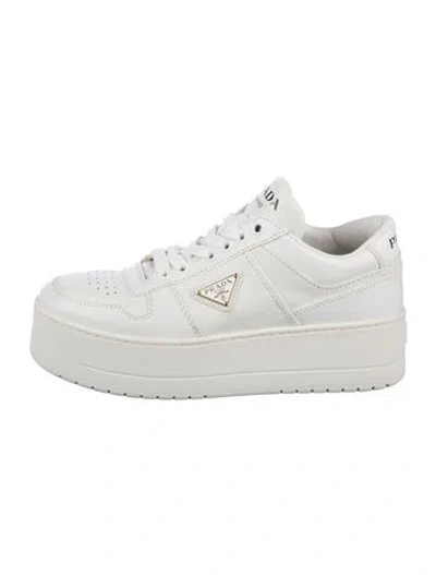 Pre-owned Prada Enameled Metal Triangle Leather Sneakers In White