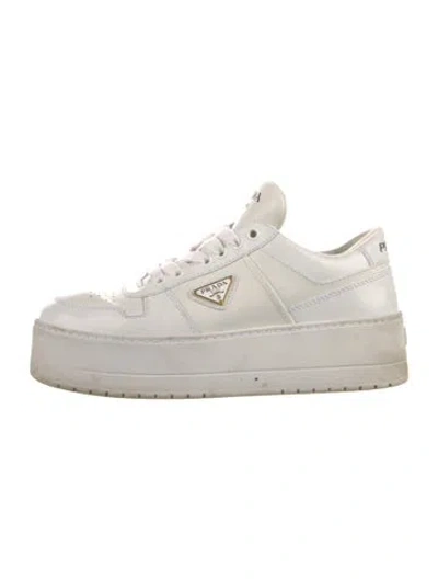 Pre-owned Prada Enameled Metal Triangle Leather Sneakers In White