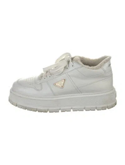 Pre-owned Prada Enameled Metal Triangle Leather Sneakers In White