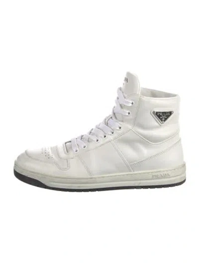 Pre-owned Prada Enameled Metal Triangle Leather Sneakers In White