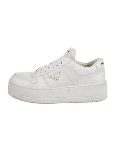 Pre-owned Prada Enameled Metal Triangle Leather Sneakers In White