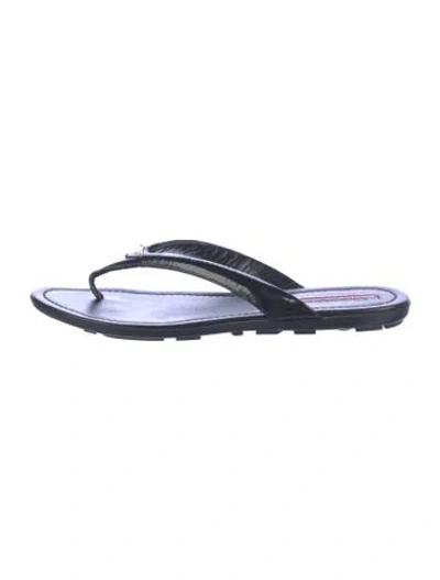 Pre-owned Prada Enameled Metal Triangle Patent Leather Flip Flops In Blue