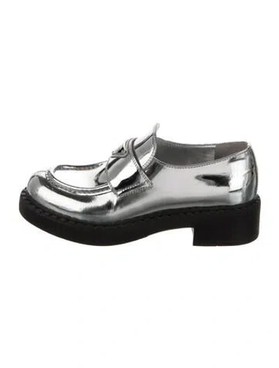 Pre-owned Prada Enameled Metal Triangle Patent Leather Loafers
