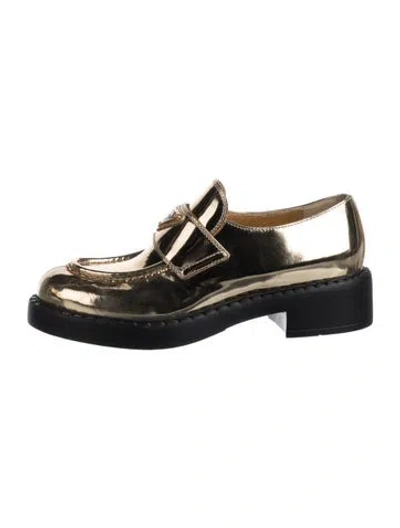 Pre-owned Prada Enameled Metal Triangle Patent Leather Loafers