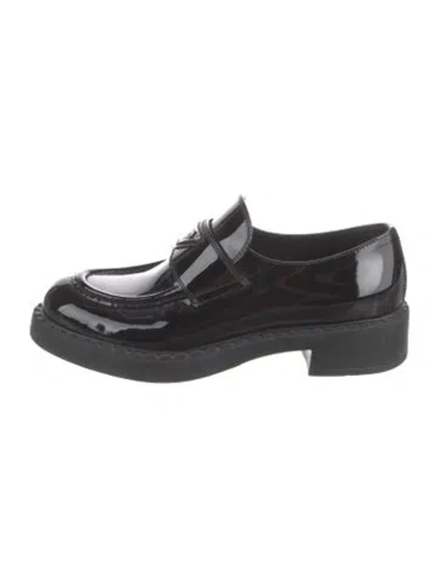 Pre-owned Prada Enameled Metal Triangle Patent Leather Loafers In Black