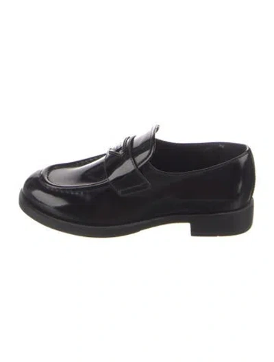 Pre-owned Prada Enameled Metal Triangle Patent Leather Loafers In Black