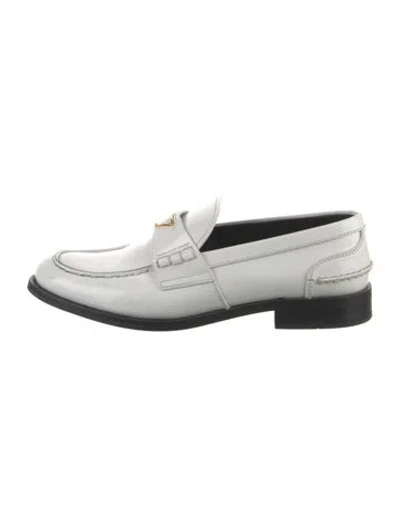 Pre-owned Prada Enameled Metal Triangle Patent Leather Loafers In White