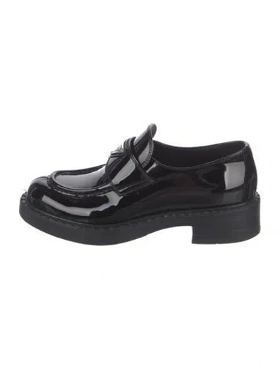 Pre-owned Prada Enameled Metal Triangle Patent Leather Mary Jane Flats In Black