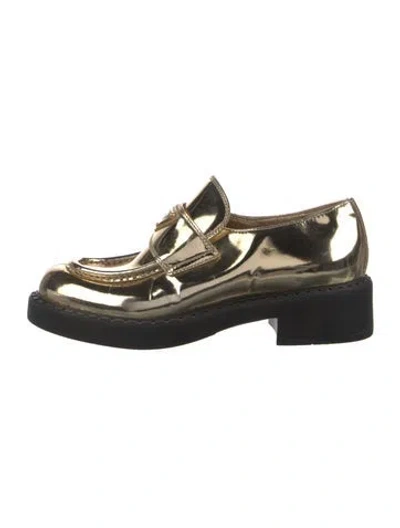 Pre-owned Prada Enameled Metal Triangle Patent Leather Oxfords
