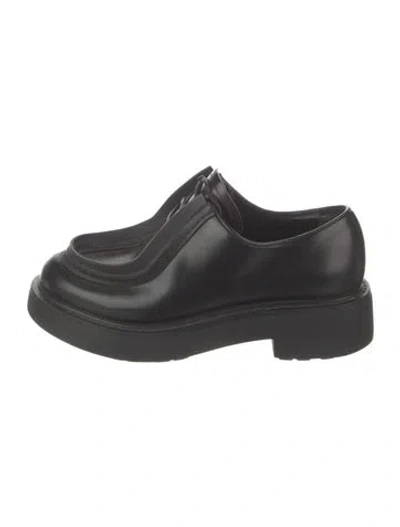 Pre-owned Prada Enameled Metal Triangle Patent Leather Oxfords In Black